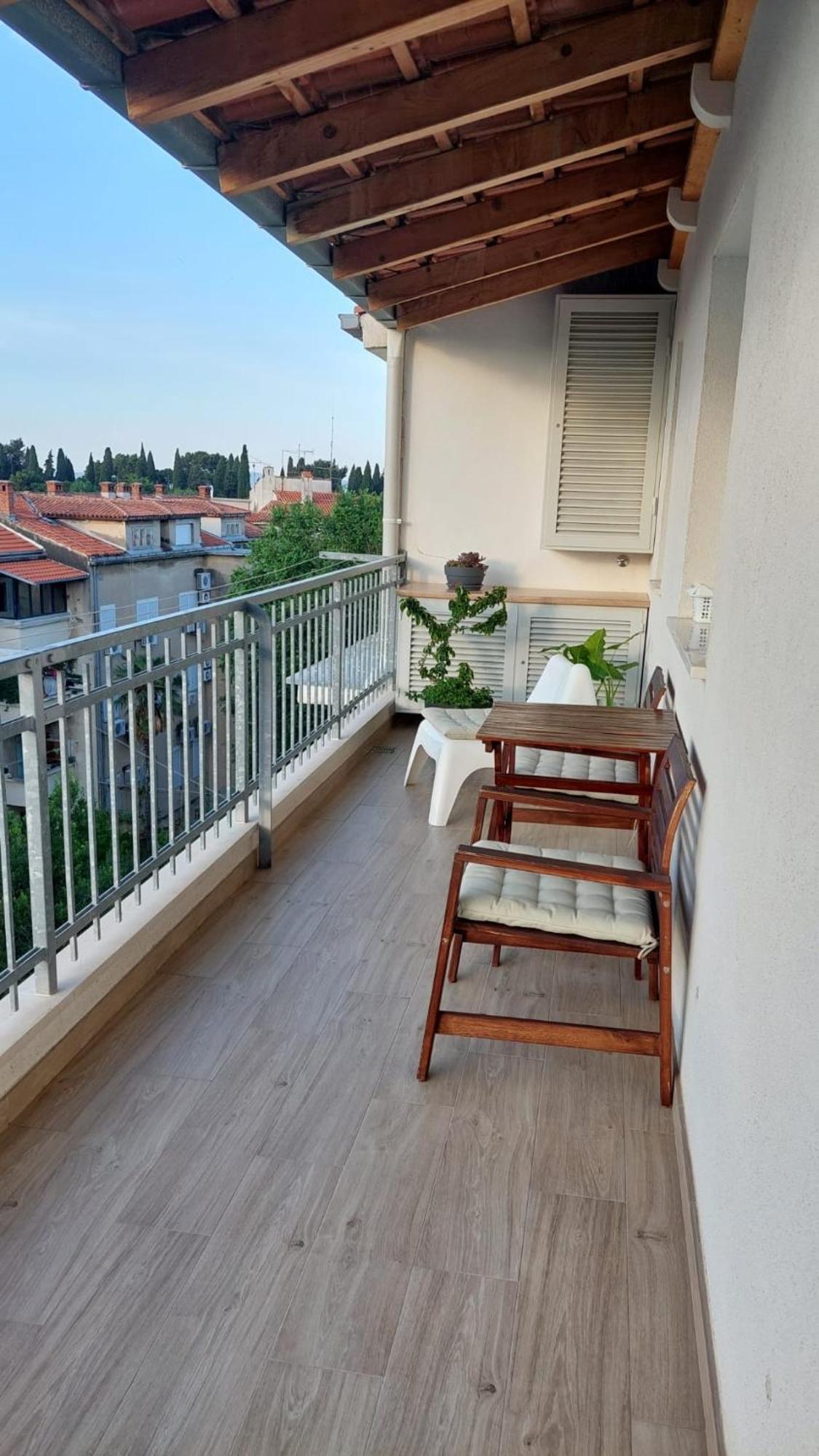 Skenza'S Loft Near Beach And City Center سبليت المظهر الخارجي الصورة